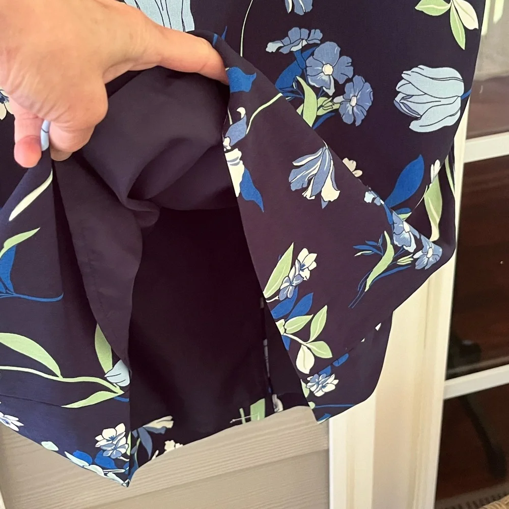 NEW Ann Taylor Factory Navy Blue Floral Straight Pencil Skirt Lined Size 16